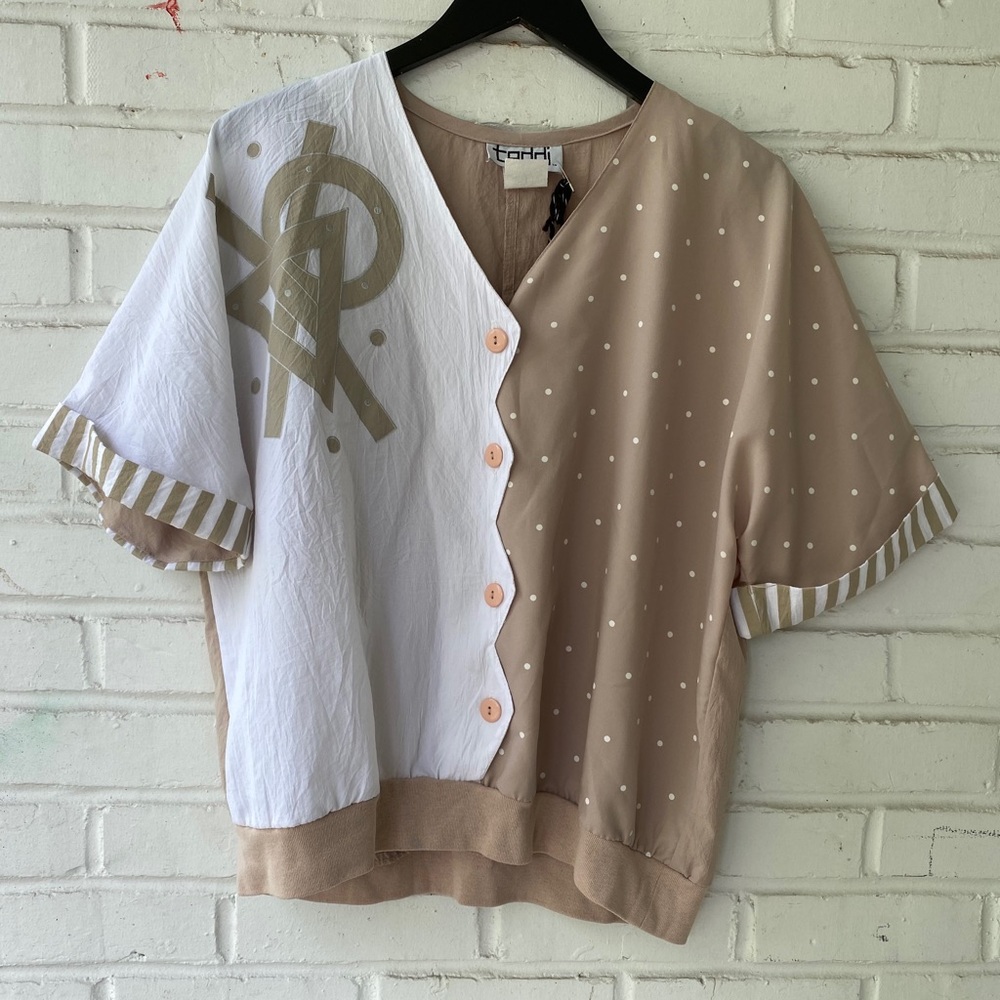 Vintage 90s Beige Polka Dot V Neck Short Sleeve
